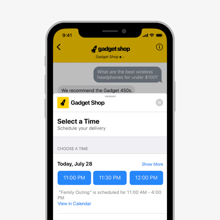 LiveChat® feature - scheduling appointments with Calendar app on their iPhone